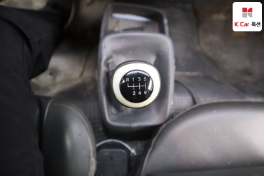 2014 - kia bongo iii