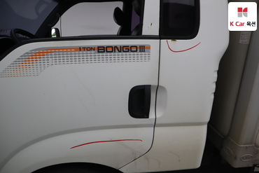 2014 - kia bongo iii