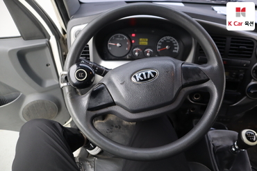 2014 - kia bongo iii