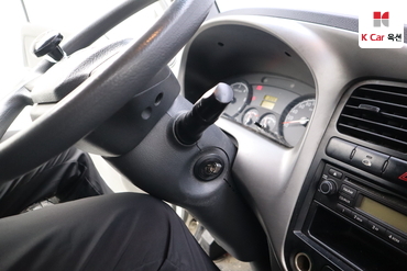 2014 - kia bongo iii