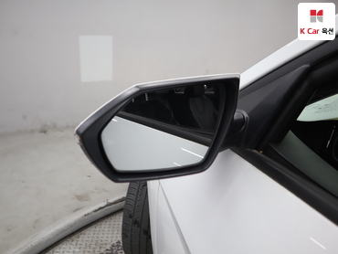 2023 - hyundai avante