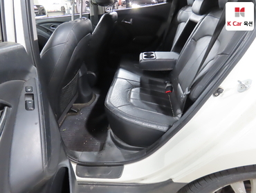2011 - hyundai tucson