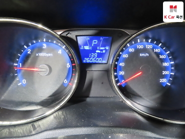 2011 - hyundai tucson