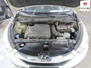 2011 - hyundai tucson
