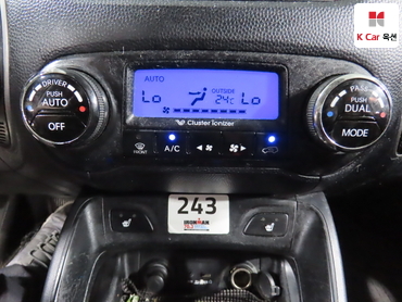 2011 - hyundai tucson