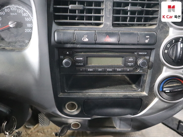 2014 - kia bongo iii