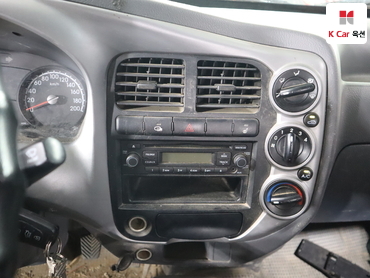 2014 - kia bongo iii
