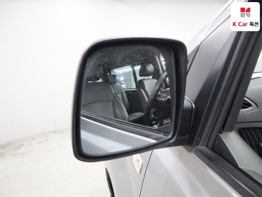 2011 - hyundai grand starex