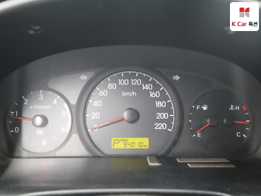 2011 - hyundai grand starex
