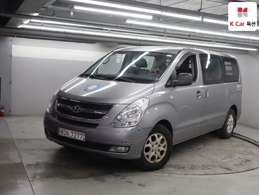 2011 - hyundai grand starex