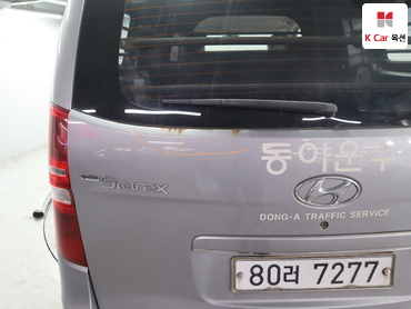 2011 - hyundai grand starex