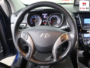 2012 - hyundai i30