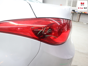 2012 - hyundai avante