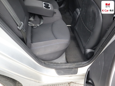2012 - hyundai avante