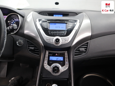2012 - hyundai avante