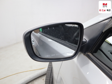 2012 - hyundai avante