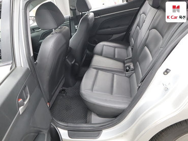 2018 - hyundai avante