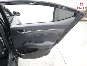 2016 - hyundai avante