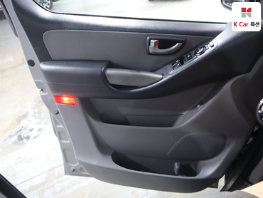 2015 - hyundai grand starex