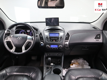 2010 - hyundai tucson