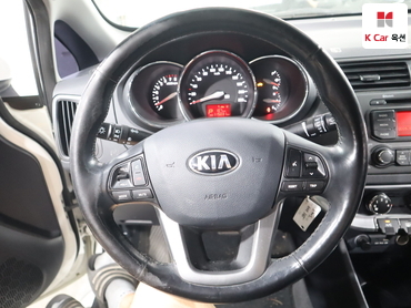 2014 - kia pride
