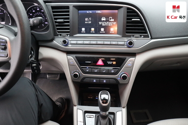 2017 - hyundai avante