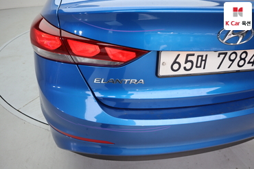2017 - hyundai avante