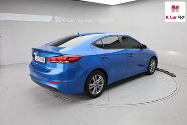 2017 - hyundai avante