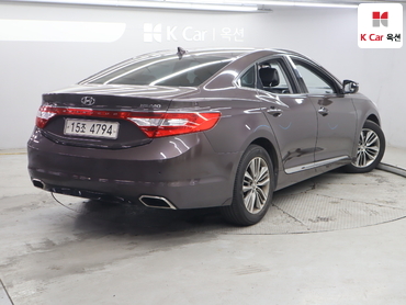 2015 - hyundai grandeur