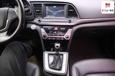 2016 - hyundai avante