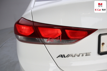 2016 - hyundai avante