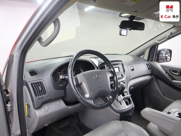 2019 - hyundai grand starex