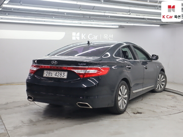 2016 - hyundai grandeur