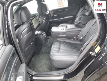 2022 - genesis g90