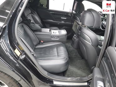 2022 - genesis g90
