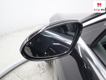 2022 - genesis g90