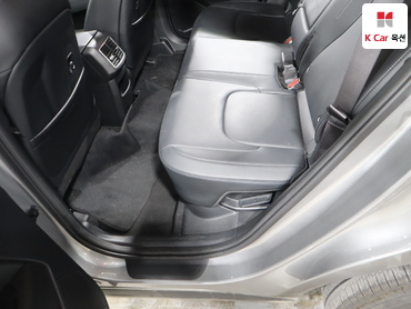 2023 - kia sportage