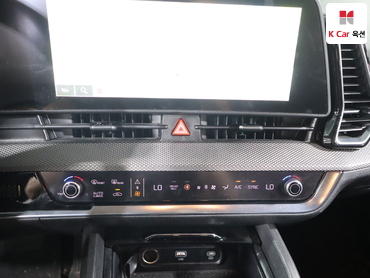 2023 - kia sportage