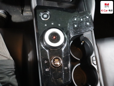 2023 - kia sportage