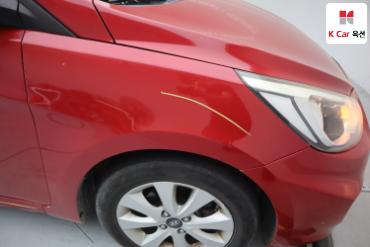 2016 - hyundai accent