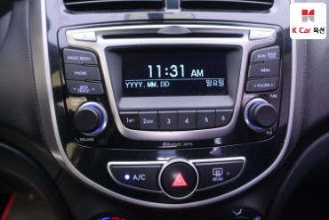 2016 - hyundai accent