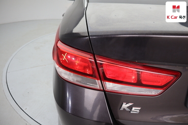 2016 - kia k5