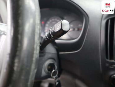 2011 - hyundai grand starex