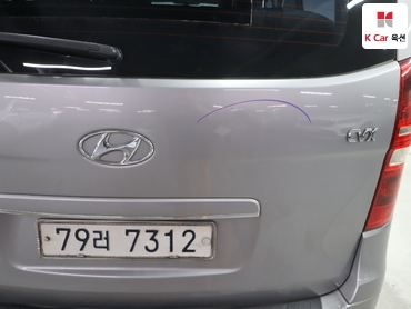 2011 - hyundai grand starex