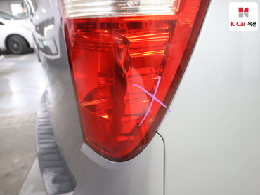 2011 - hyundai grand starex