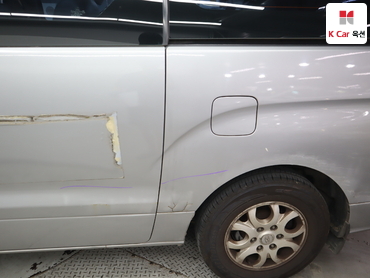 2011 - hyundai grand starex