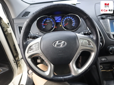 2012 - hyundai tucson