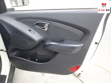 2012 - hyundai tucson