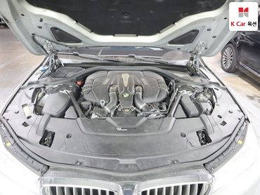 2018 - bmw 7 series