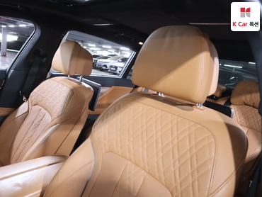 2018 - bmw 7 series